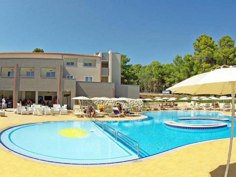 61C3C12FF63C200D309A200A8702FEA5