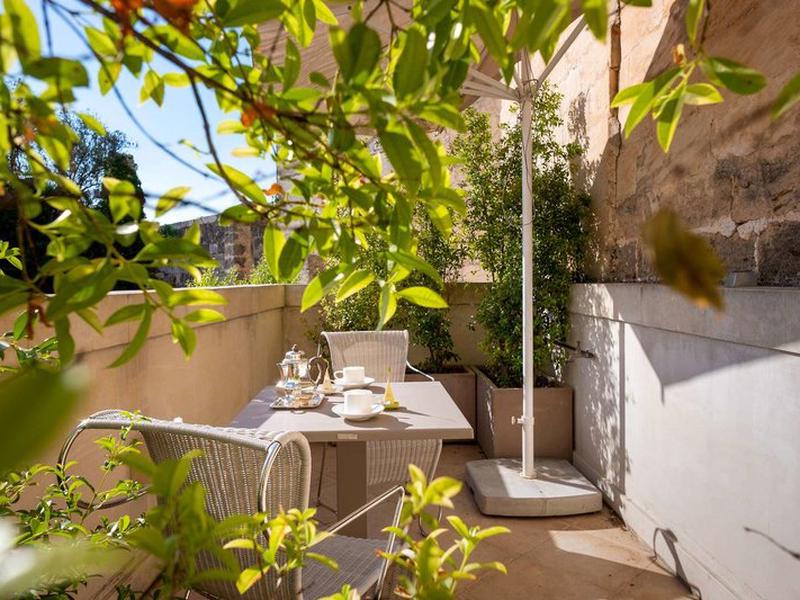 4D9B5C330D4186735E86584AC4874B3D