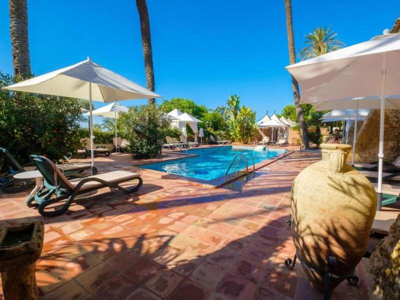 DBE34D2180829B8985D63BDFED061F16