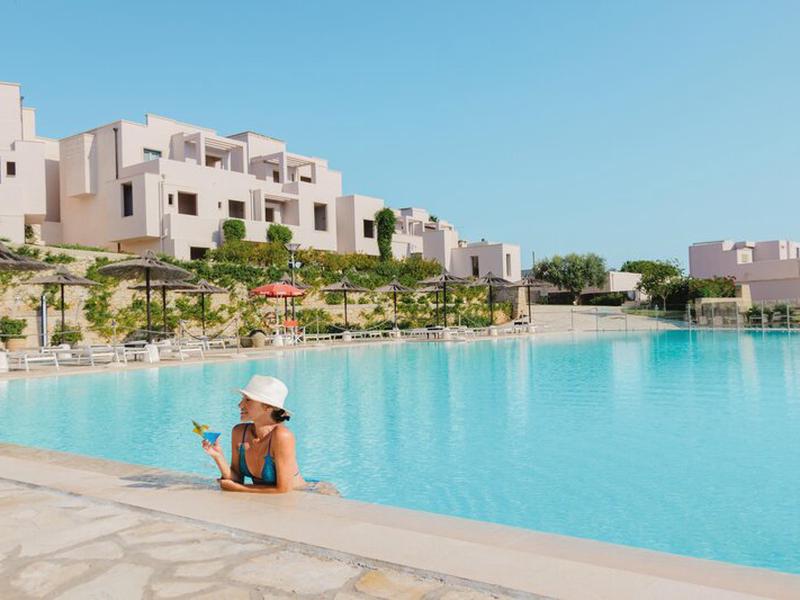 FB3EF7B4DD2DF2ACAD266EA562E96F5B