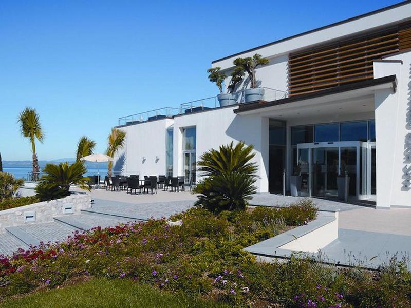 1EE36AF003AC77F75504C24671A7C411