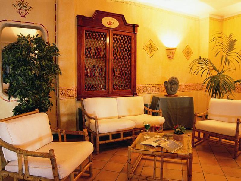 CEC846B652143D32F2605F0D3DD8C29F