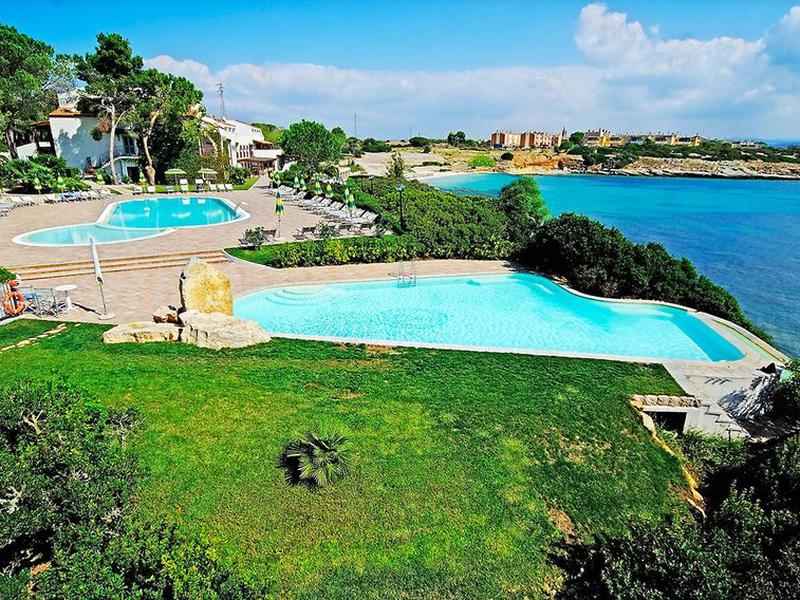 FDE8E23A176DAD956FB1E3FF33B6B84E