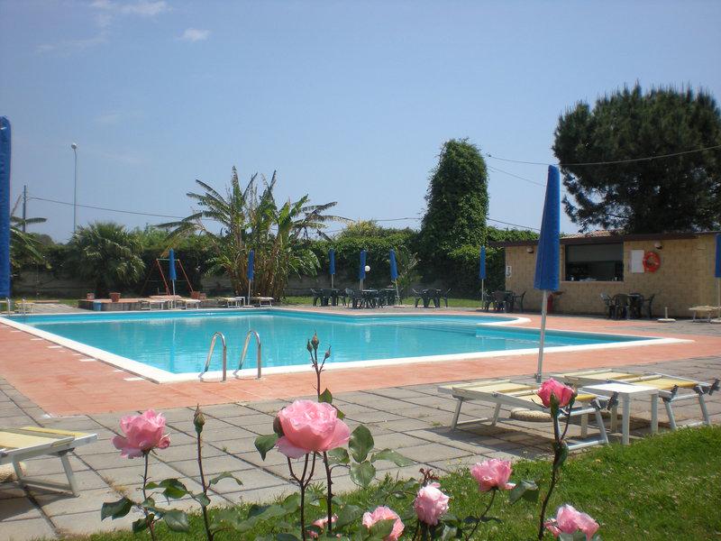 318942D2C75AAD9B99AED8000D29DB67