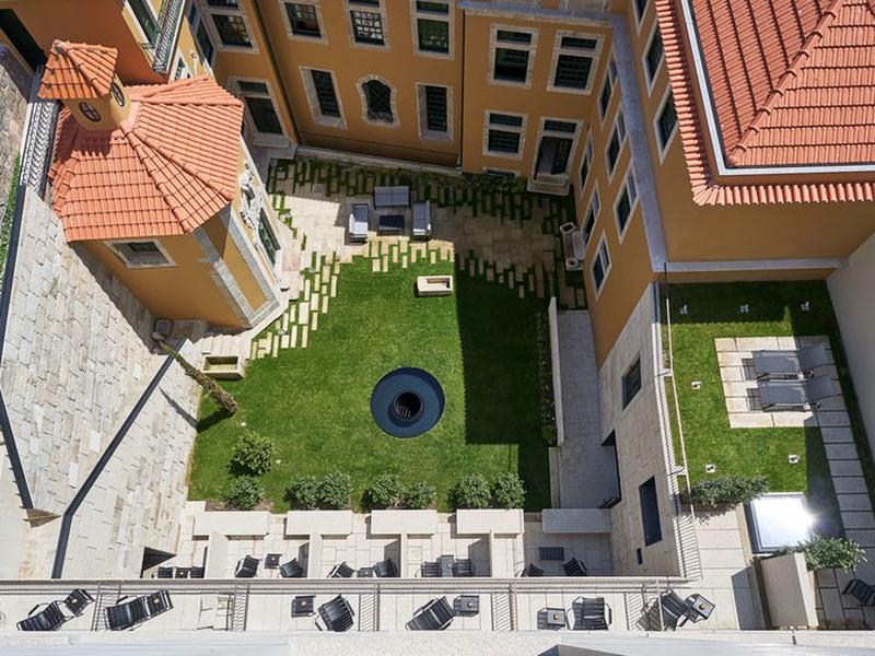 BE6727F0FDC381C05BFA4A7C97CFEB7C