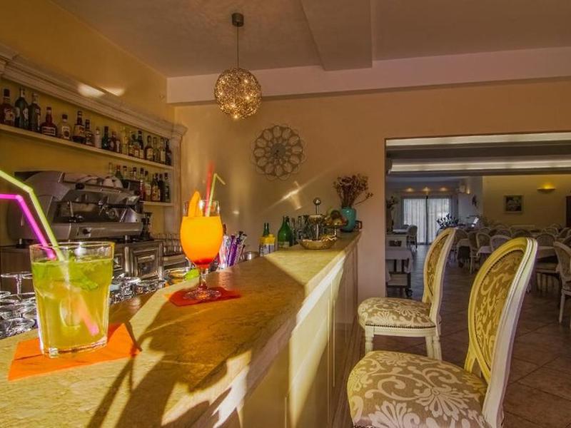 2C2C1526491F8A080C40A2748BF56C8B