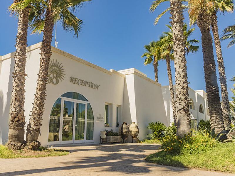 A01F64A2B92EDA1C73D5B3826522389B