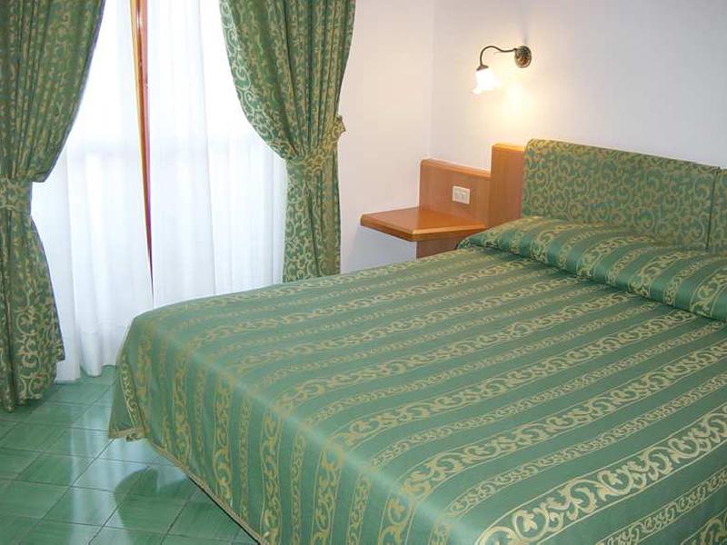 7F13490BC940BEB9F4FCF5FB905BFD6C