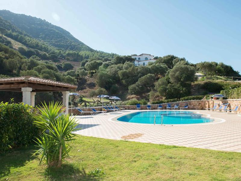 5D6F3B3D756E8B88D3880B88F5C08BB0