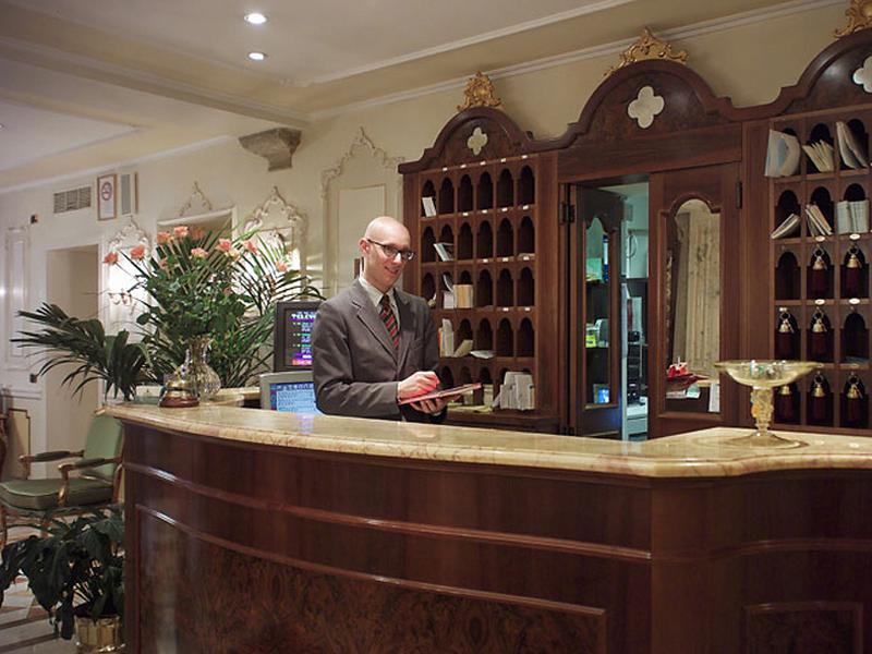 ECD6865975483197FFEE33C6D8AF3681