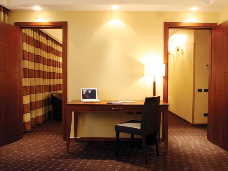 265BDBCF5D564FD86C808ED9FFCBABF9