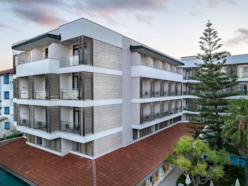 E2F643BFC4CDBB1E0AD8DCB260CBA4D7