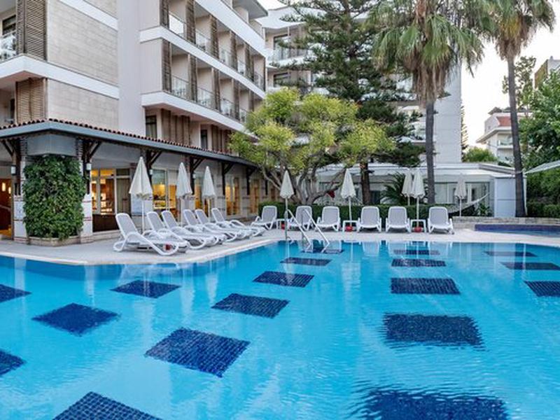 F634CFB009E53B3AE1B5B3609FC2A2A3