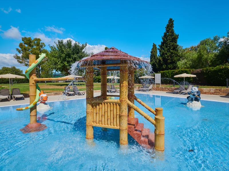 F25948493F4D2CC4DA738B89BE4D961E