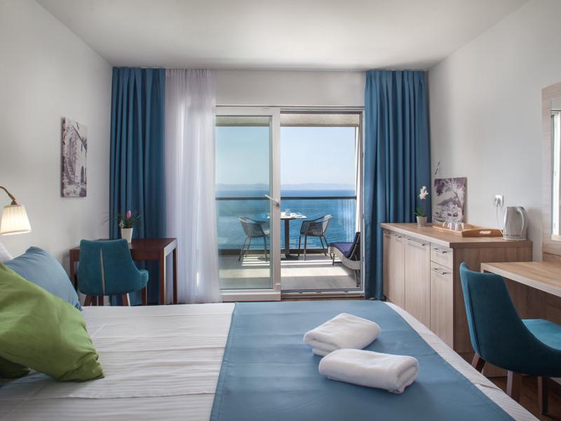 AE96DCF847B938906177E7677C39E786