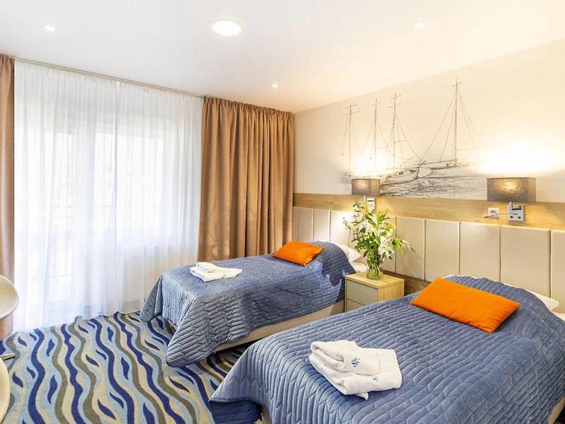 94BED72FF8549322D326DA752F2C65EE