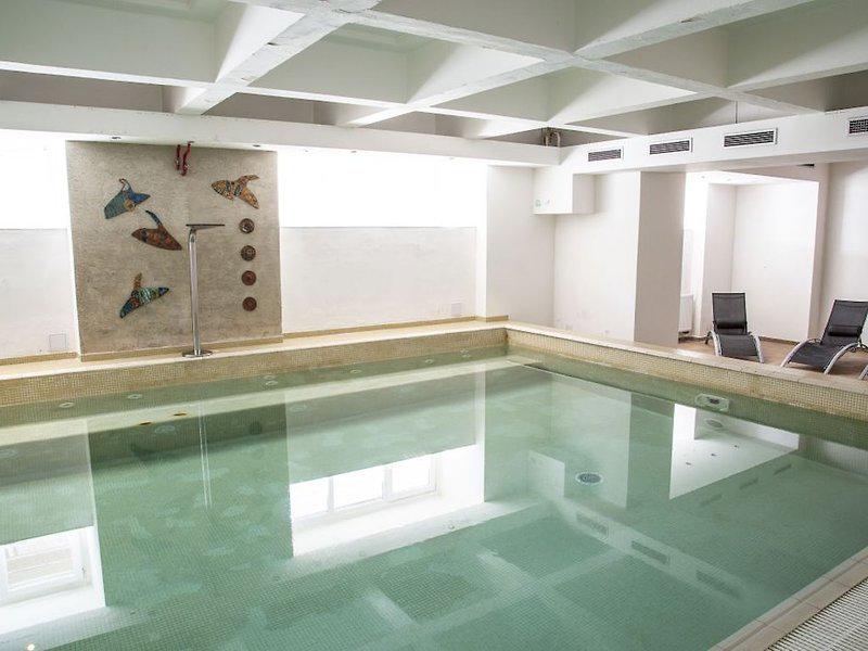 BBF67B166A9BF8217B8D8D18D2F38962