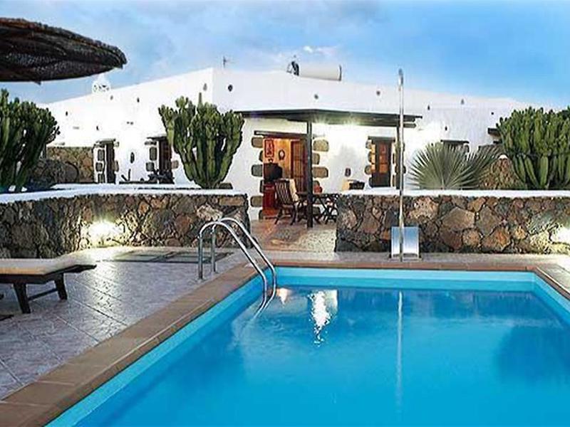 975AA2A8F3762CC73F06E7A1624C257E