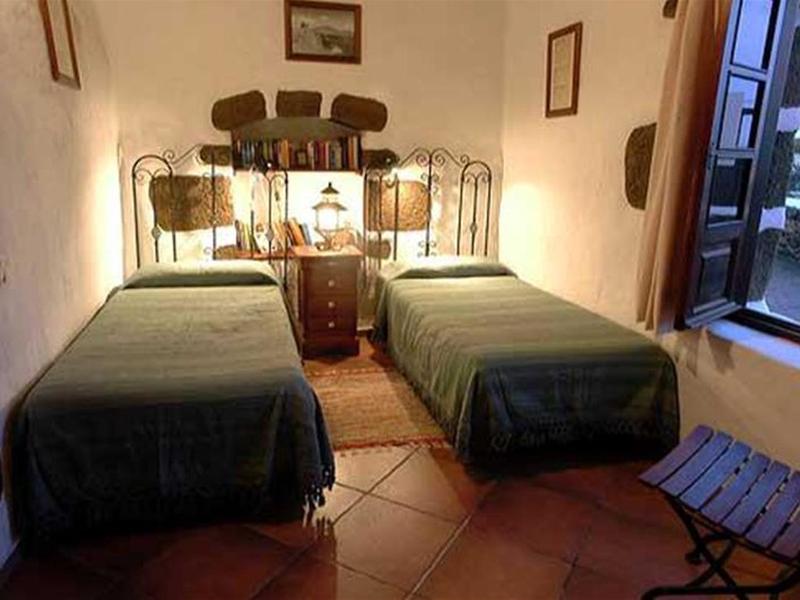 B832DBB48EA91DE3701B6C3F3A93B2BB