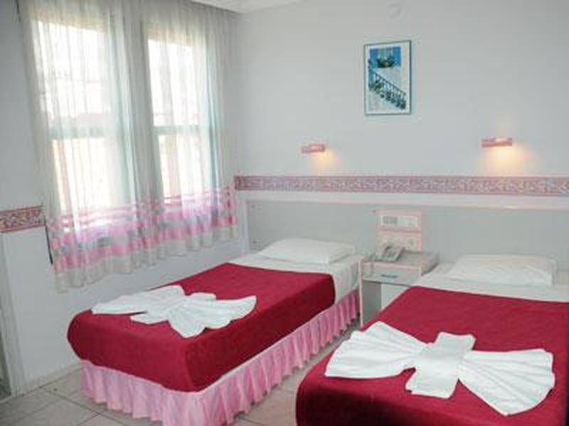 278AA1B59FEB8265768540EEA7FBFC41