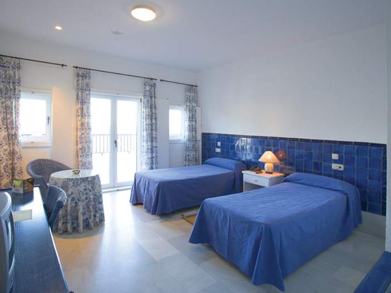 AB70067E255591A50D6B303AF79A8F95