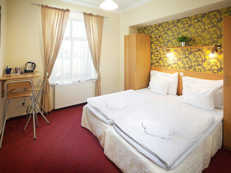 6CE81F57F3261BDBA0EBA3672A20FF58