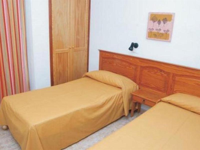 09016F42E10D6964F7019533A4BA3005