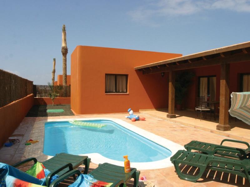 4CC95AF54E9849D1C051D82EA6A950FA