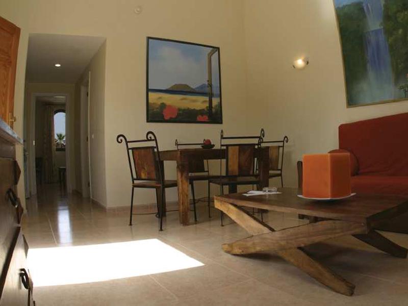 8C3868F85A57D5ECCBC7C2DC29CF40DF