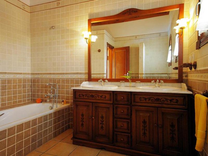 C80F43806B1B17FC6B3D7655085ADFC8