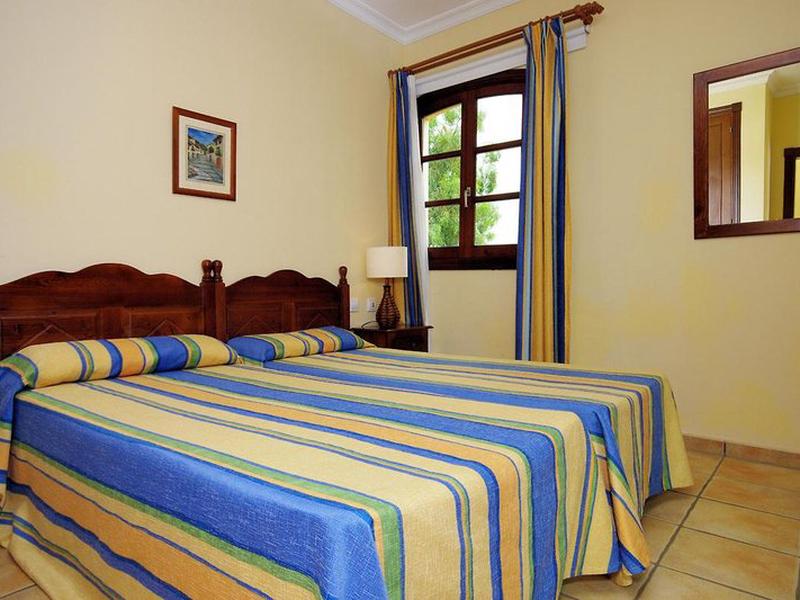 09C2AC7009D1FB228E0F23D346753D7F