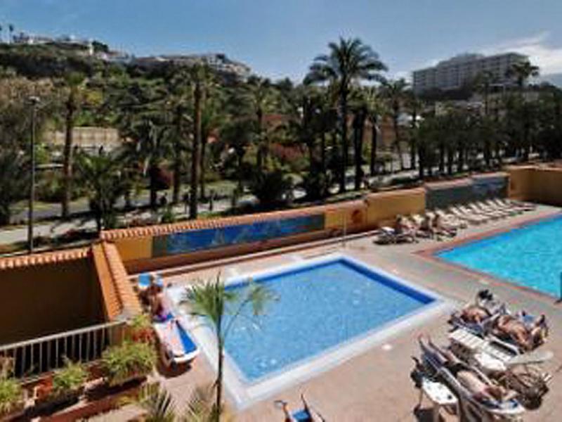 BCD7E9EC333817B1A44458E823BC0D76