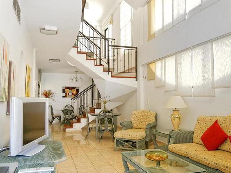 7FE815AD0AD4DD5F5572258034C15D6D