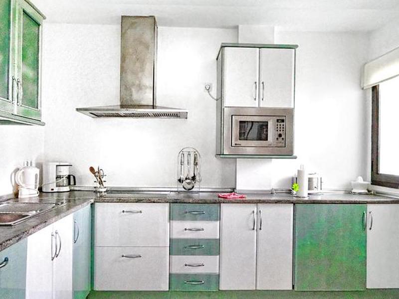 8831433AC8DFD8DA27C9F5210F1D69F1