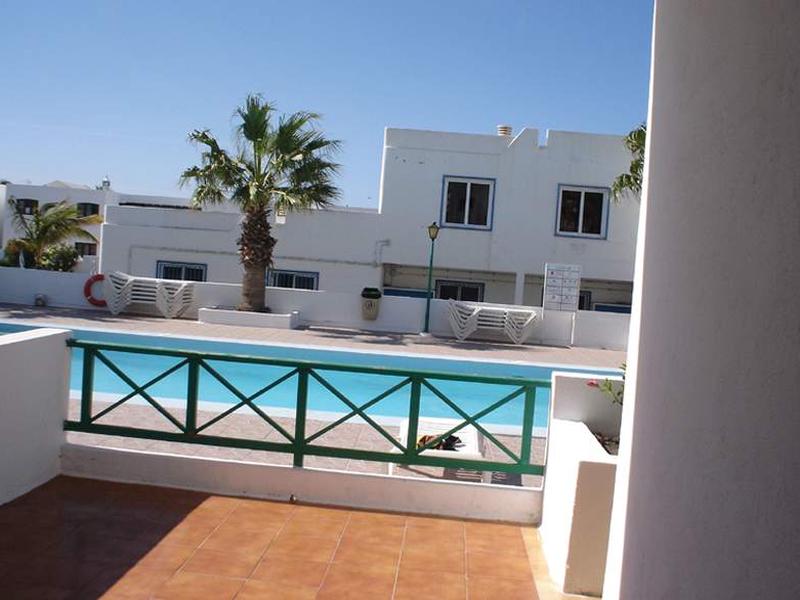 A9127FF9376A1DEC3D40A77942D80BF5