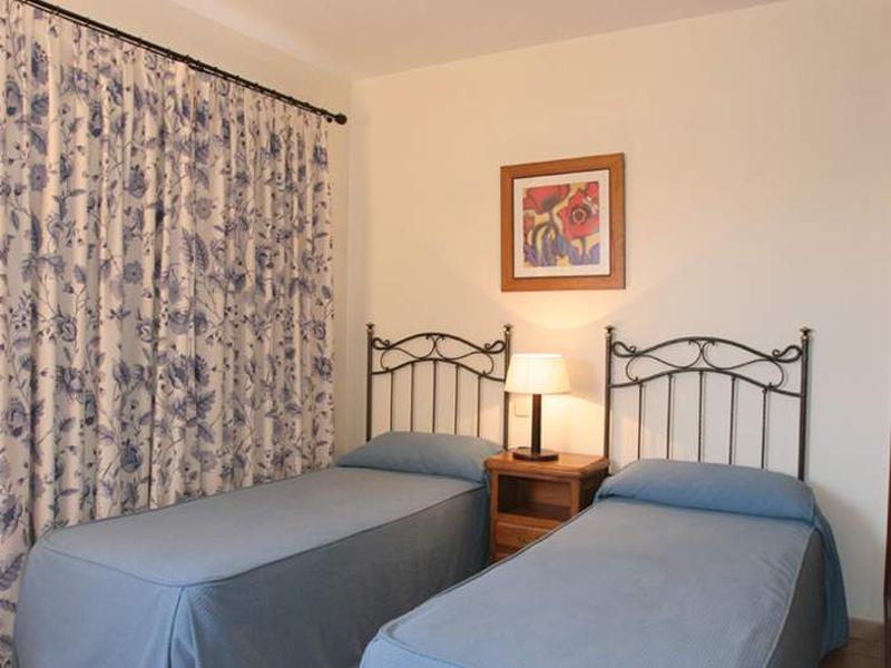 7D4516C5CAA825398490C8E339C6F2B9