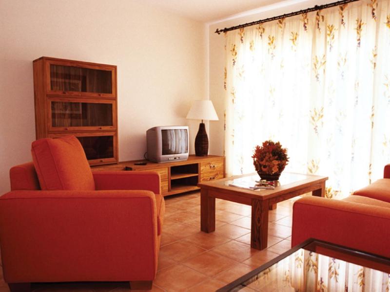 BD1C2622A4D1431C49C11DEB8DB76474