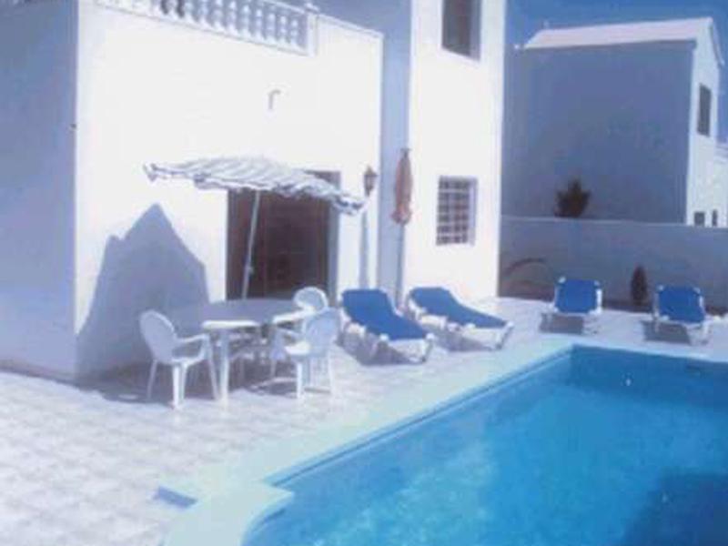 F6B8EC1A3700205A26D205540BE77C3B