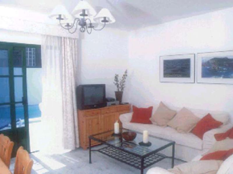 57A76F85C42F63D1A21F4D21EC76BF27