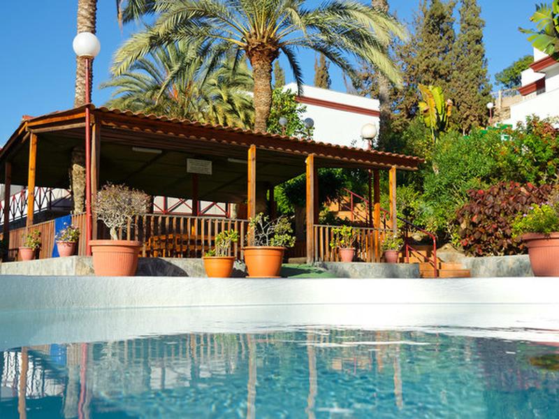 2075D2CF2557709D8A86CA8062DD7A82