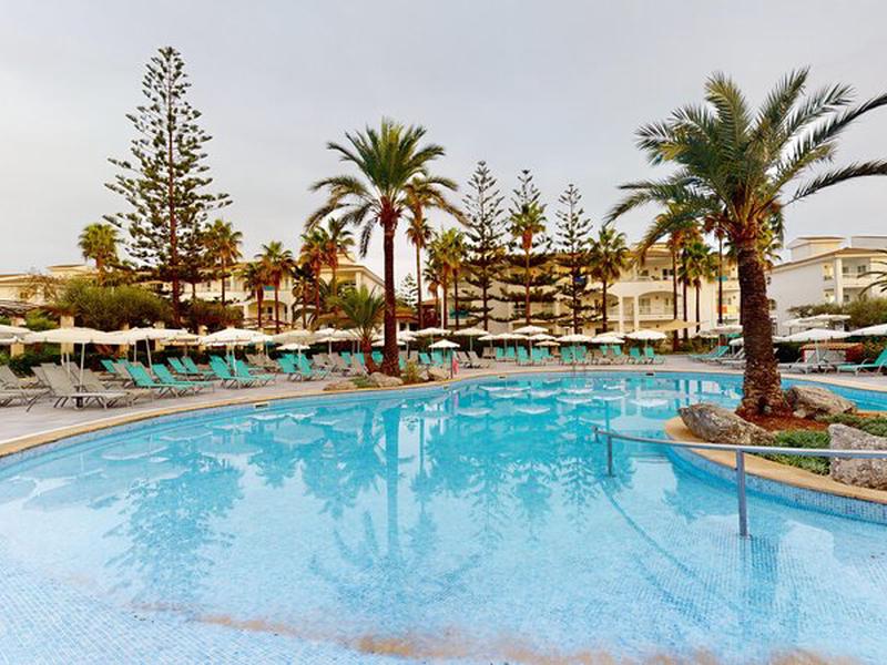 66B01F5ECBB87E4F08FC0DDE61B6B86C