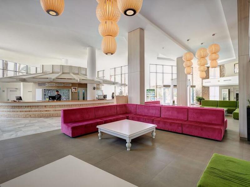 52FA132298C4328F7D75FE0669E57F74