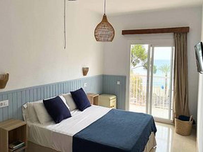 956D768CCE3AA612EF870E19A8A133E0