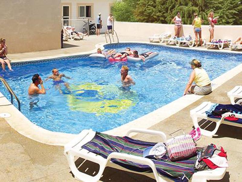 9BE48F817B65860F3240D2122D0AB85E