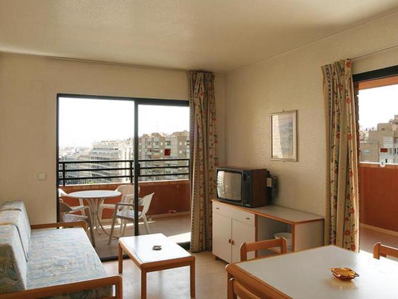 2497DCD296FD0724493D06F7BA17120F