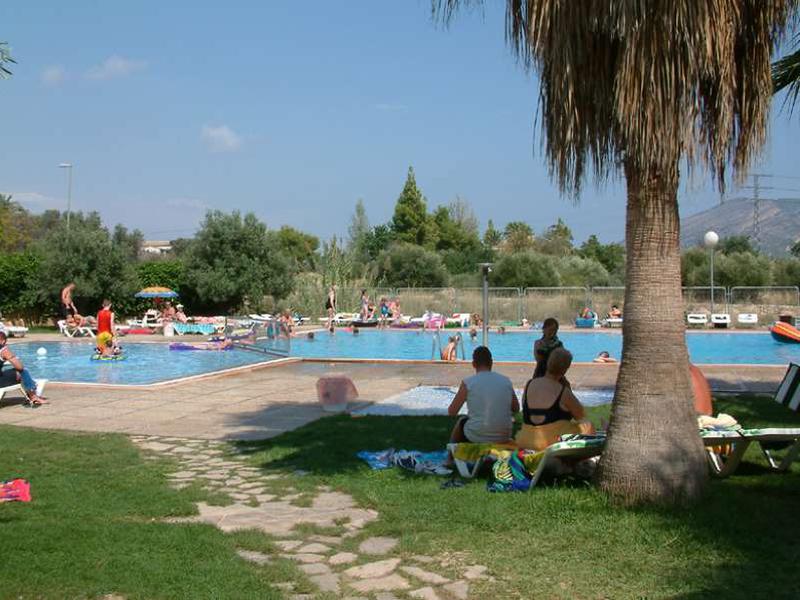 FB6CB409F4ED1B12BEE96E54A2B09F7E