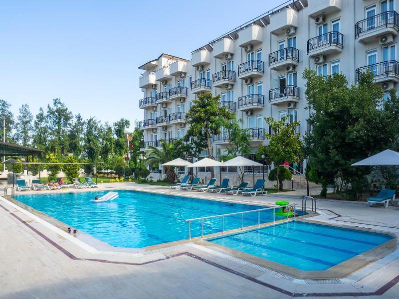 DDD03BC730F4605E32FB9FE56D134C18