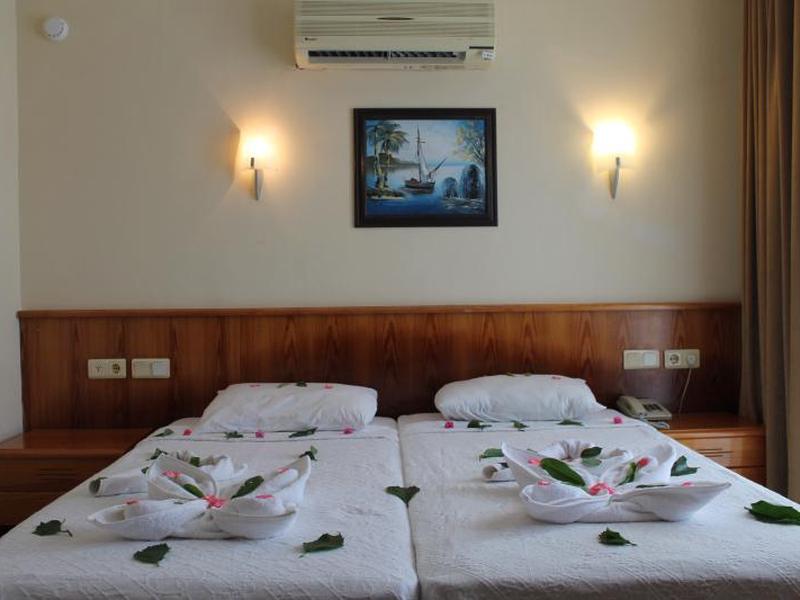 1CE93C5B74BCE24B9DAAED2529F495D2