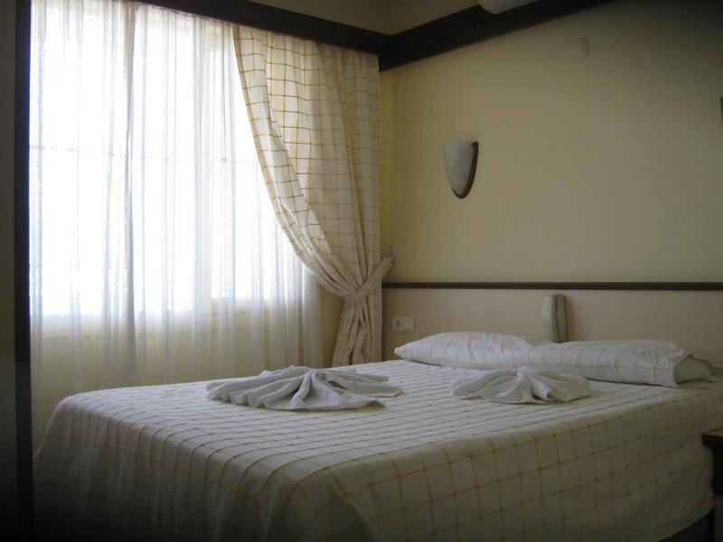 560A2AC54387115696C9CA2B2A276072