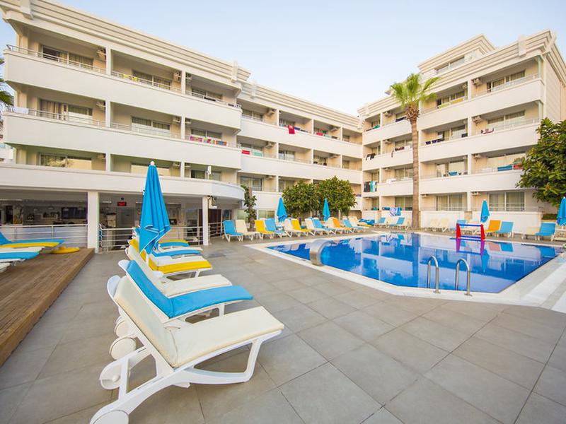 E32605FD756F15D8DA26BD83F8CC8DC4